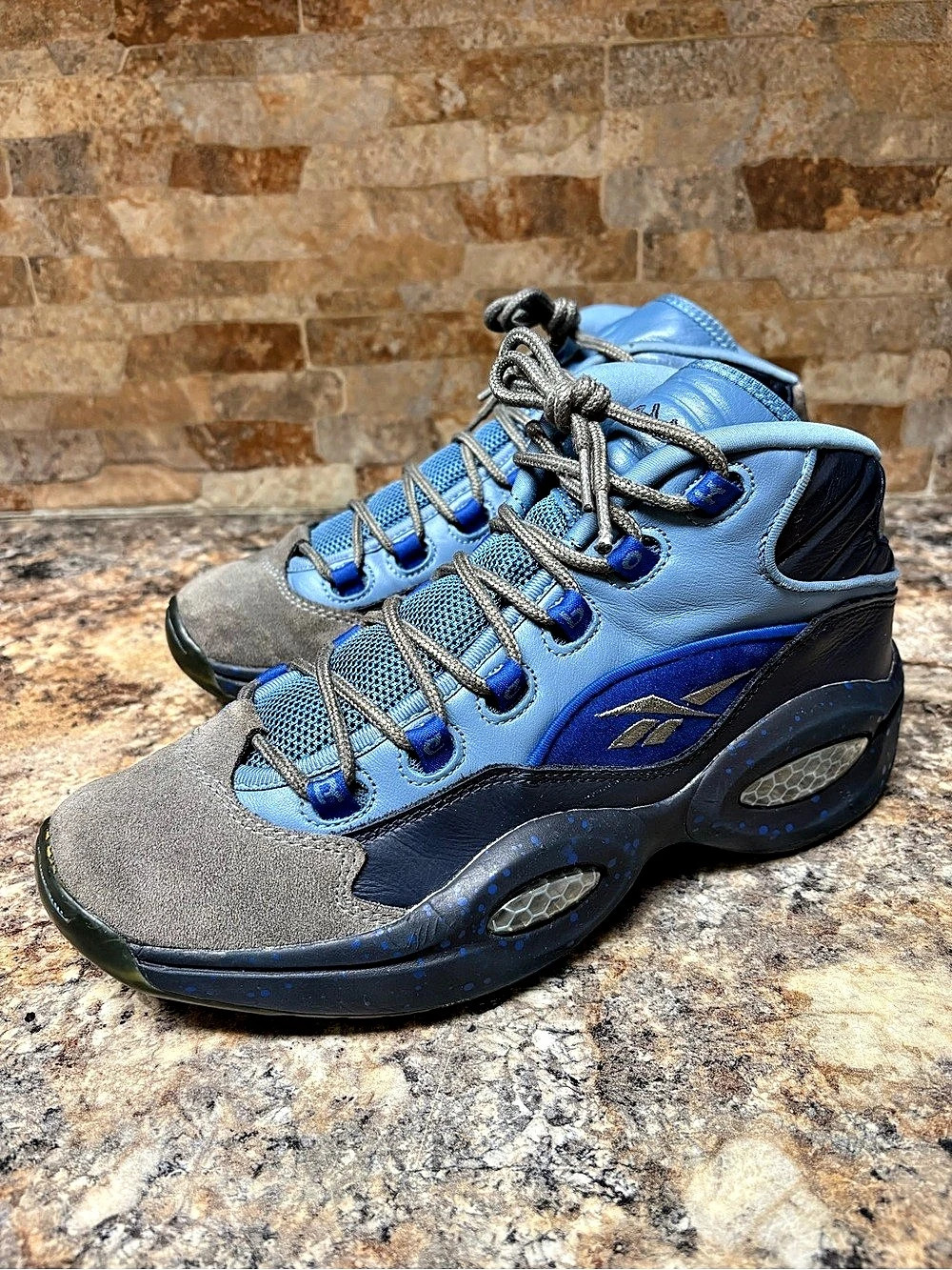 Reebok X Iverson Question Mid Stash v61041 Size 10